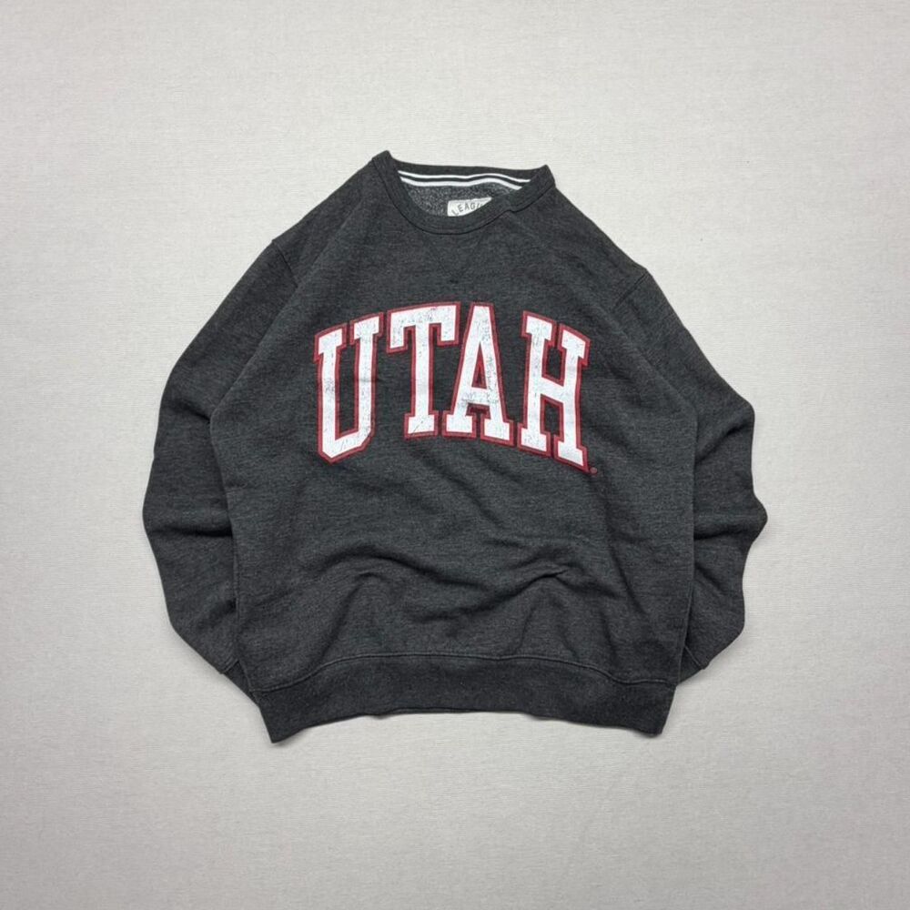 League-collegiate-wear Men's Grey and Black Sweatshirt